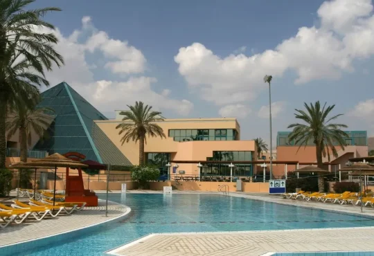 Best Luxury Hotels Worth the Splurge for 2025